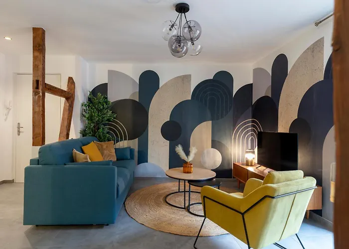 Pandore - Center - Balcony Apartmán *